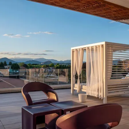 Hotel Hotiday Dormelletto